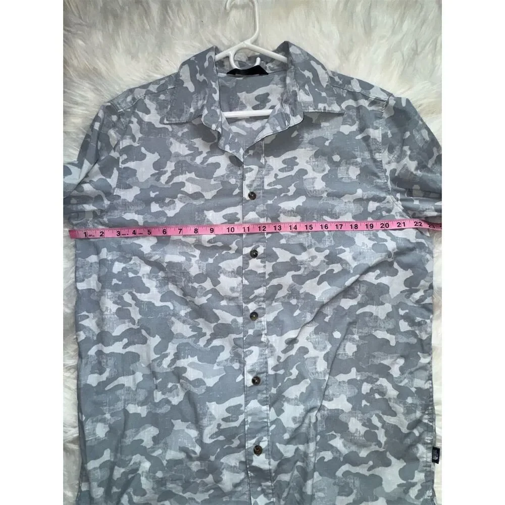 The North Face Men's Military Army Hiking Camo Print Button-Up Shirt Gray Size L